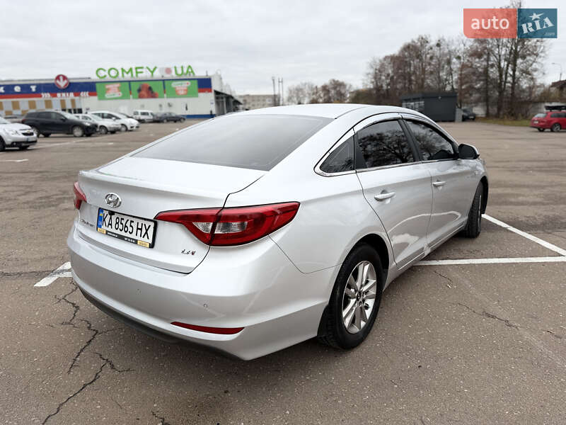 Седан Hyundai Sonata 2016 в Ровно