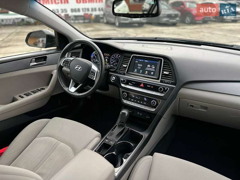 Седан Hyundai Sonata 2019 в Одесі