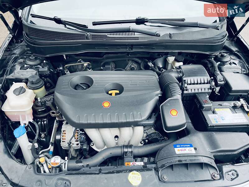 Седан Hyundai Sonata 2013 в Киеве фото 10 Седан Hyundai Sonata 2013 в Киеве