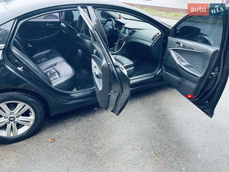Седан Hyundai Sonata 2013 в Киеве фото 12 Седан Hyundai Sonata 2013 в Киеве
