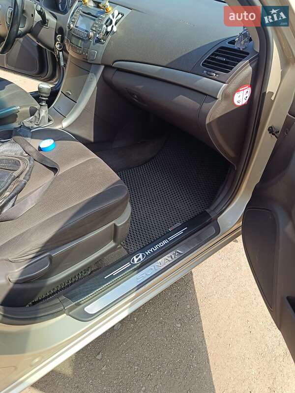 Седан Hyundai Sonata 2008 в Першотравенске фото 18 Седан Hyundai Sonata 2008 в Першотравенске