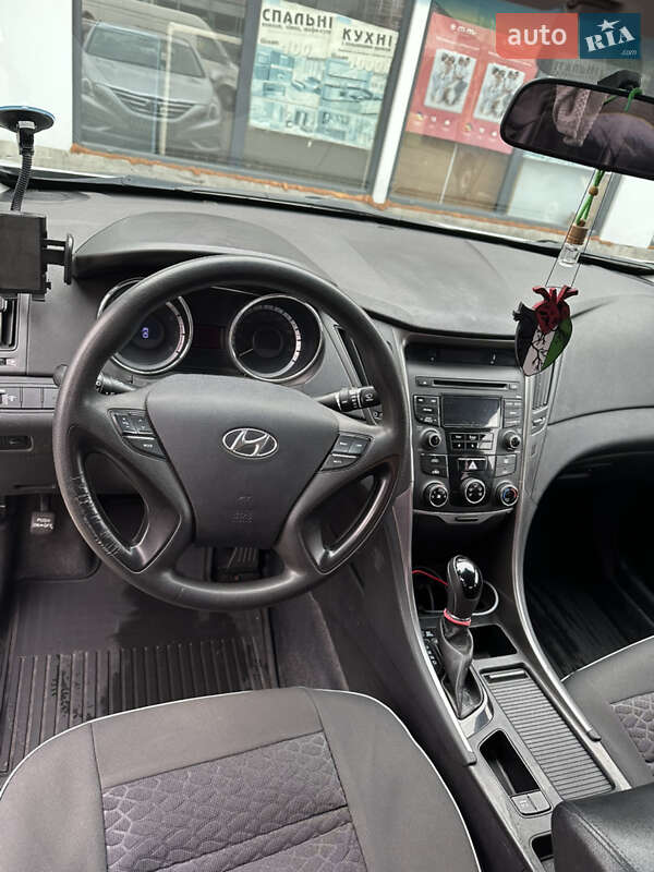 Седан Hyundai Sonata 2013 в Крюковщине фото 15 Седан Hyundai Sonata 2013 в Крюковщине