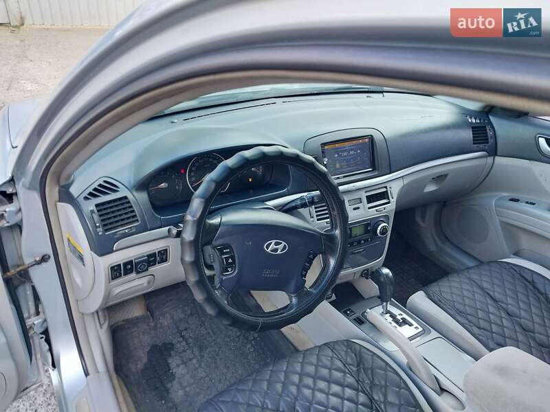 Седан Hyundai Sonata 2006 в Миколаєві