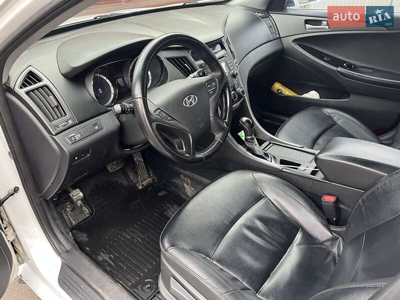 Седан Hyundai Sonata 2014 в Киеве