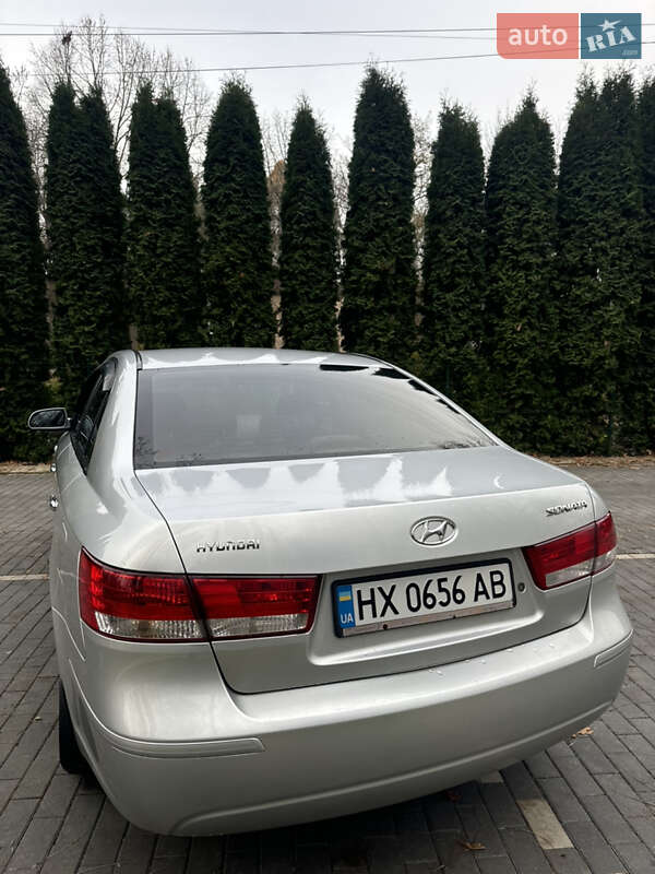Седан Hyundai Sonata 2008 в Шепетівці