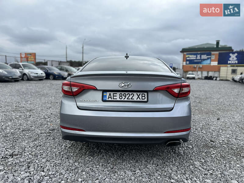 Седан Hyundai Sonata 2016 в Каменском фото 5 Седан Hyundai Sonata 2016 в Каменском