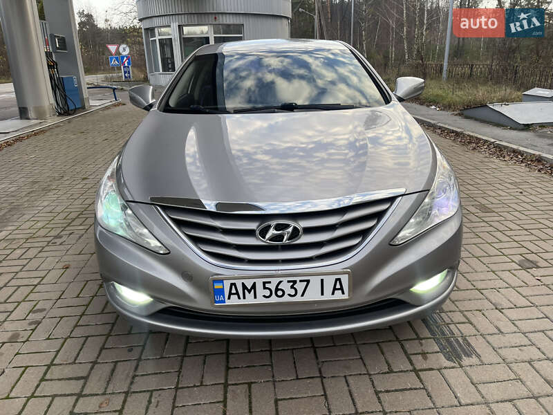 Седан Hyundai Sonata 2011 в Радомышле