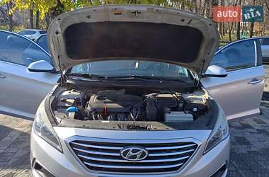 Седан Hyundai Sonata 2016 в Львове