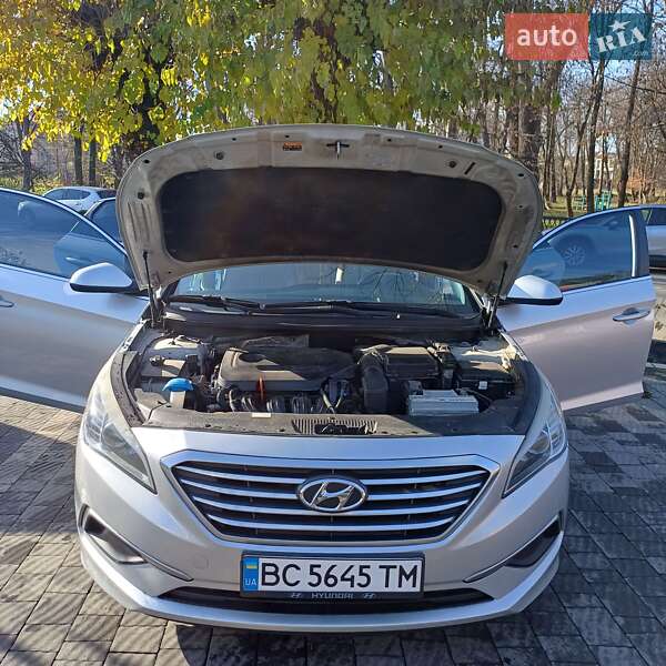 Седан Hyundai Sonata 2016 в Львове
