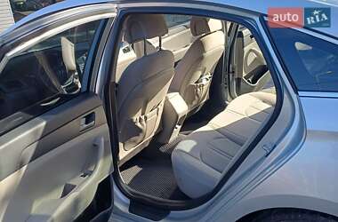 Седан Hyundai Sonata 2016 в Львове