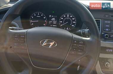 Седан Hyundai Sonata 2016 в Львове
