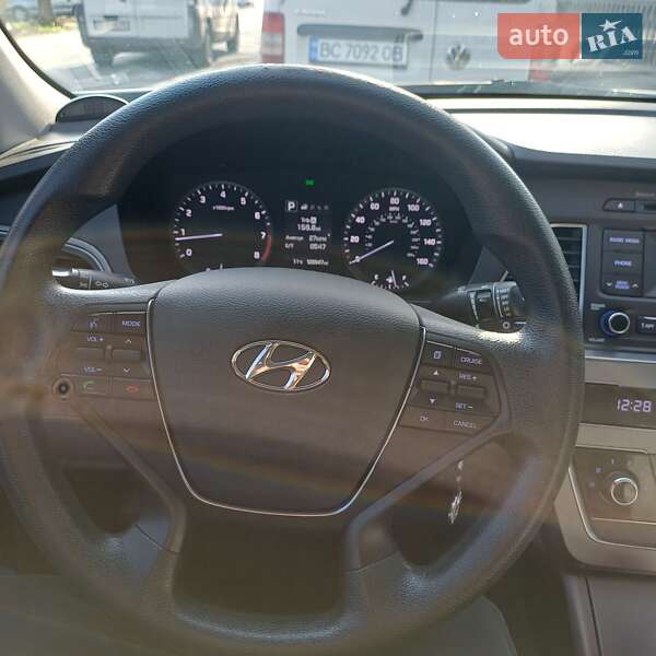 Седан Hyundai Sonata 2016 в Львове