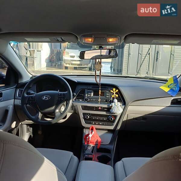 Седан Hyundai Sonata 2016 в Львове