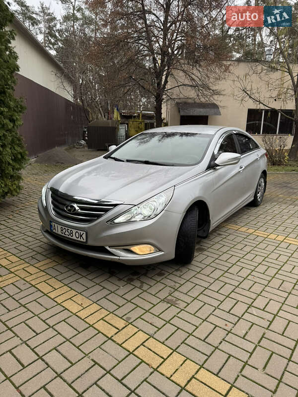 Седан Hyundai Sonata 2013 в Ирпене