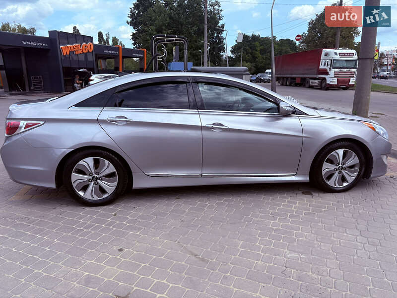 Седан Hyundai Sonata 2013 в Харькове фото 5 Седан Hyundai Sonata 2013 в Харькове