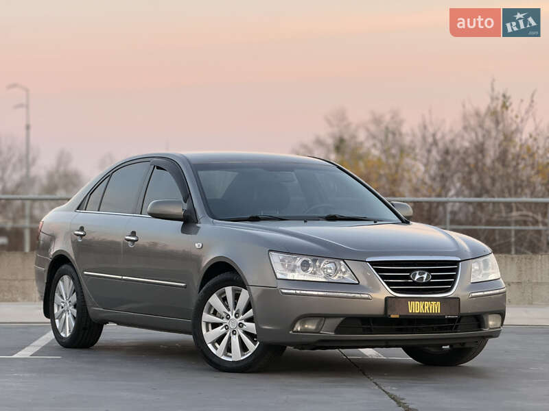 Седан Hyundai Sonata 2008 в Киеве
