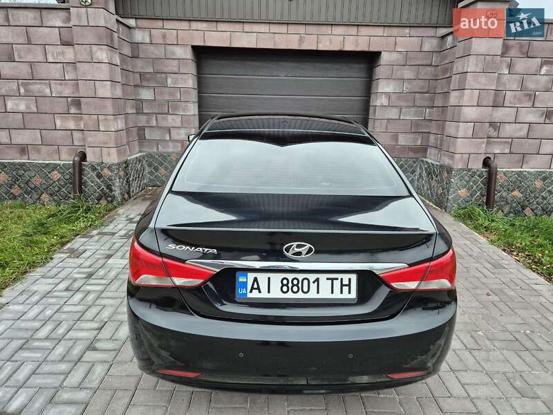 Седан Hyundai Sonata 2013 в Богуславе