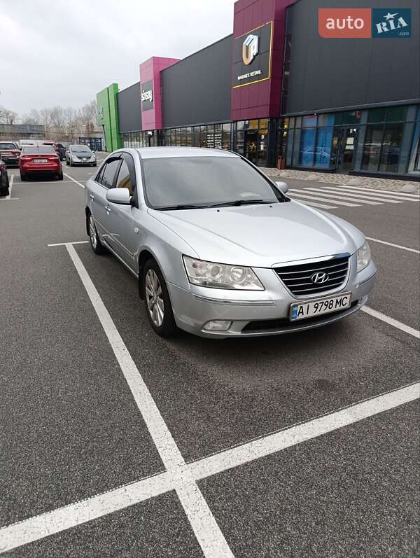 Седан Hyundai Sonata 2009 в Киеве