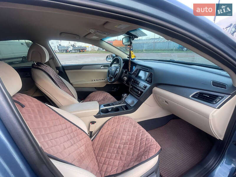 Седан Hyundai Sonata 2016 в Киеве