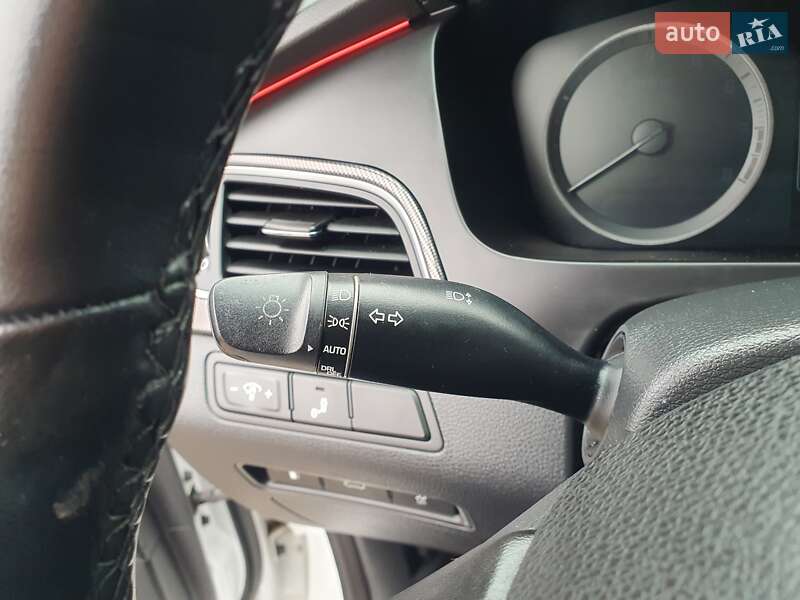 Седан Hyundai Sonata 2014 в Днепре