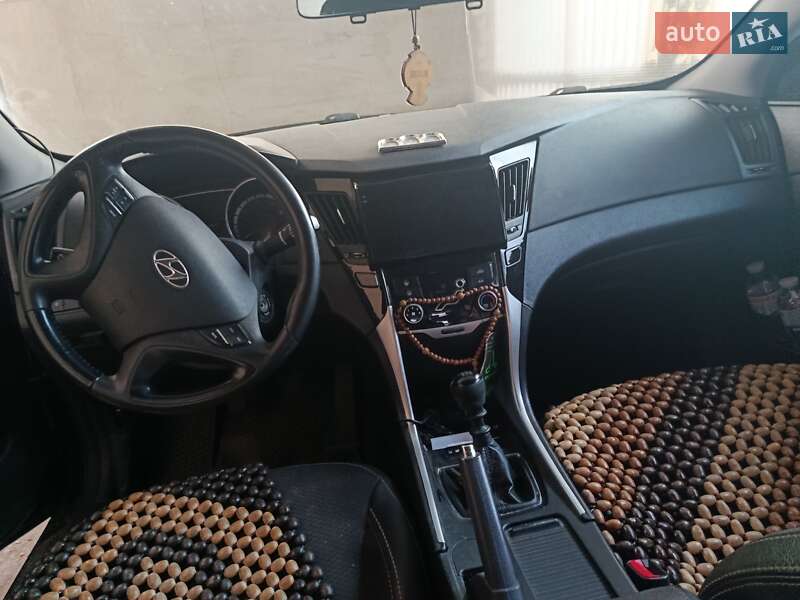 Седан Hyundai Sonata 2012 в Днепре