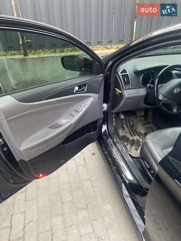 Седан Hyundai Sonata 2014 в Тернополі