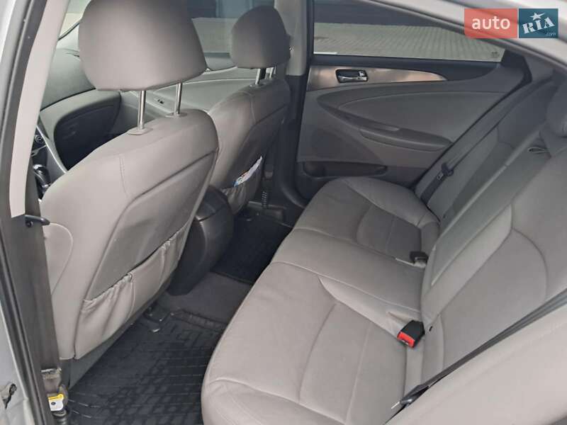 Седан Hyundai Sonata 2014 в Києві