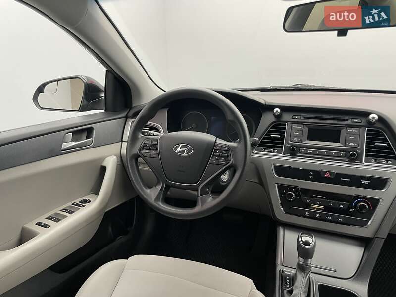Седан Hyundai Sonata 2016 в Киеве
