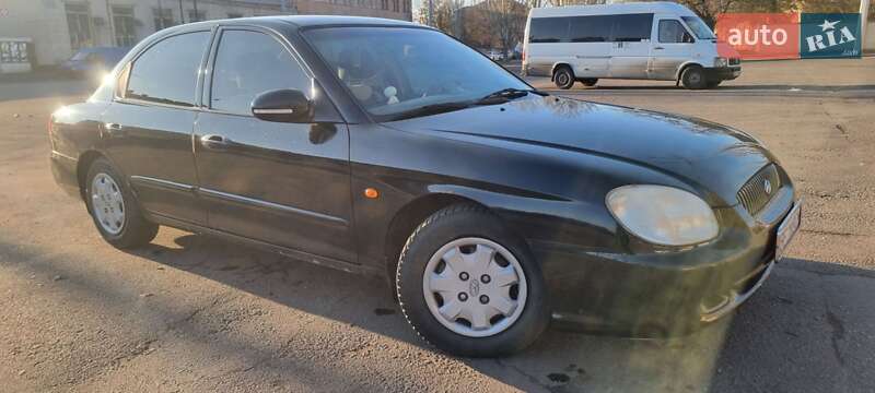 Седан Hyundai Sonata 2000 в Николаеве
