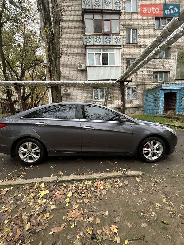 Седан Hyundai Sonata 2010 в Николаеве