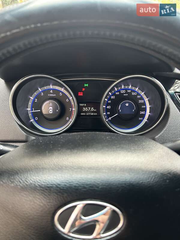 Седан Hyundai Sonata 2010 в Николаеве