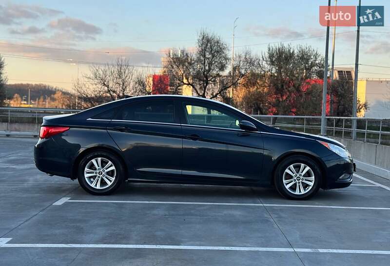 Седан Hyundai Sonata 2013 в Киеве