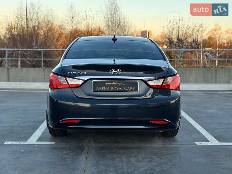 Седан Hyundai Sonata 2013 в Киеве