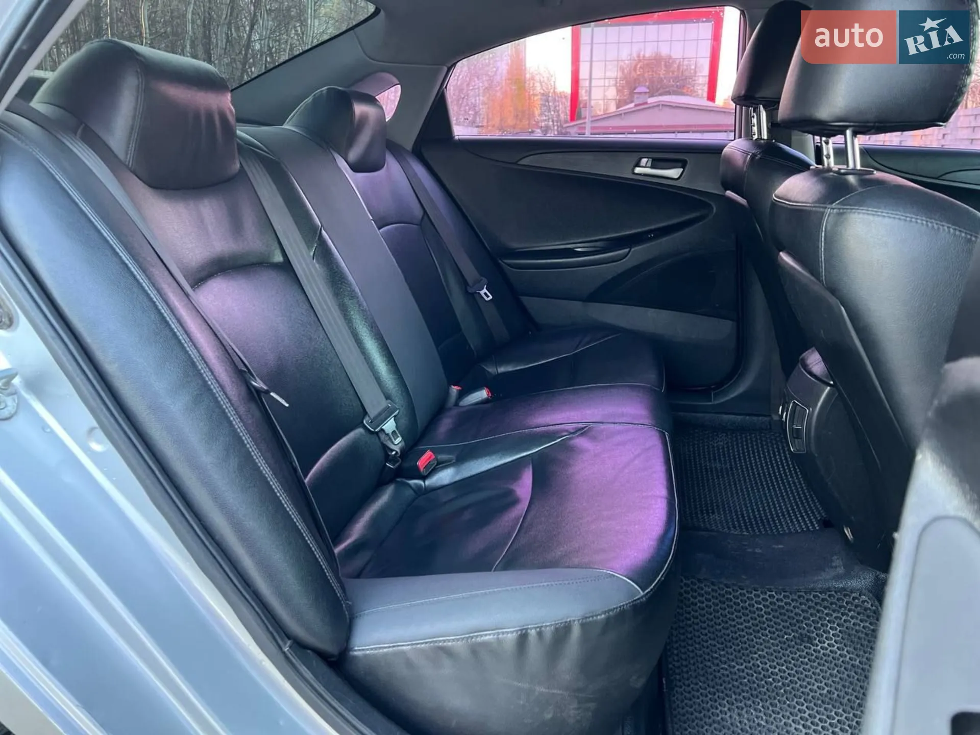 2013 Hyundai Sonata - мініатюра 27