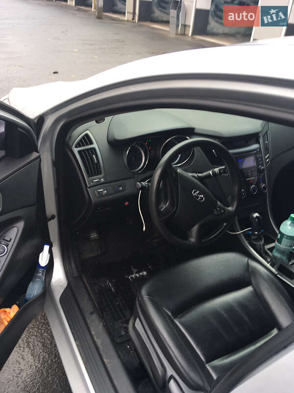 Седан Hyundai Sonata 2013 в Одессе