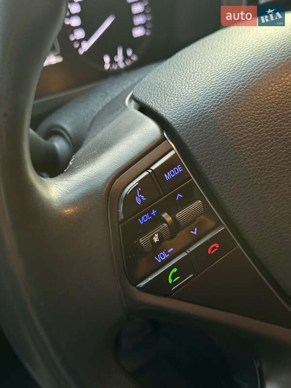 Седан Hyundai Sonata 2016 в Киеве