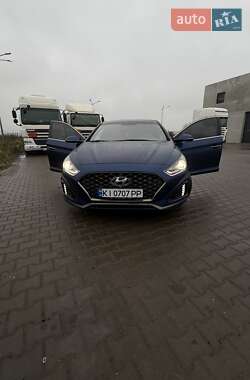 Седан Hyundai Sonata 2017 в Софиевской Борщаговке