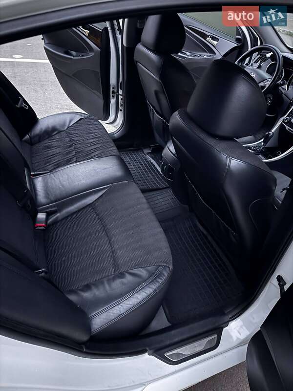 Седан Hyundai Sonata 2010 в Києві фото 13 Седан Hyundai Sonata 2010 в Києві