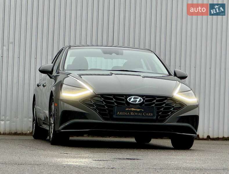 Седан Hyundai Sonata 2022 в Киеве