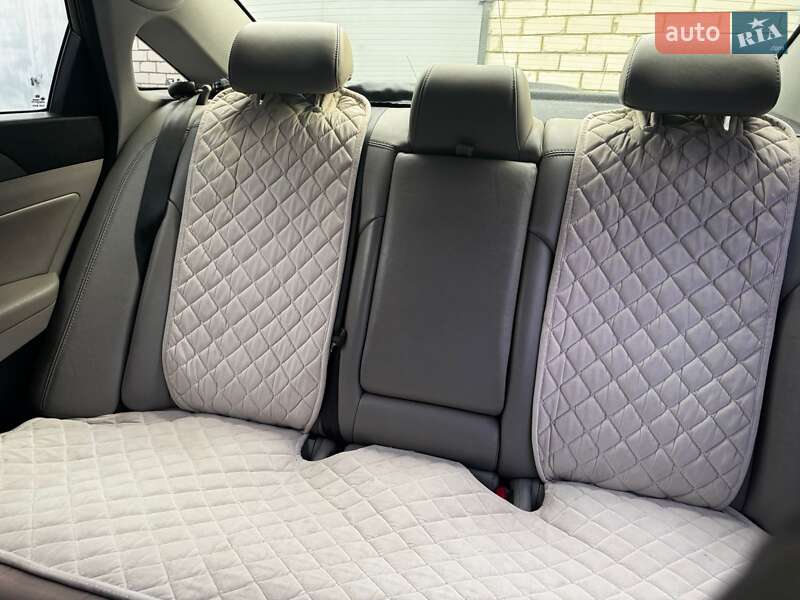 Седан Hyundai Sonata 2015 в Харькове фото 3 Седан Hyundai Sonata 2015 в Харькове