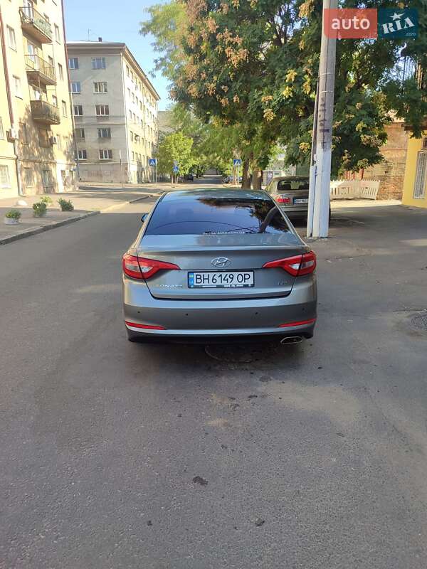 Седан Hyundai Sonata 2016 в Одессе