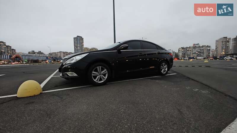 Седан Hyundai Sonata 2014 в Киеве