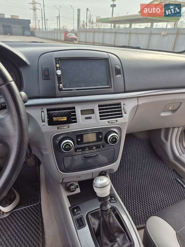 Седан Hyundai Sonata 2006 в Кривом Роге фото 12 Седан Hyundai Sonata 2006 в Кривом Роге