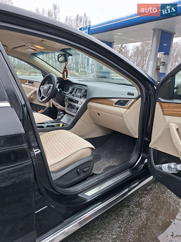 Седан Hyundai Sonata 2015 в Славуте