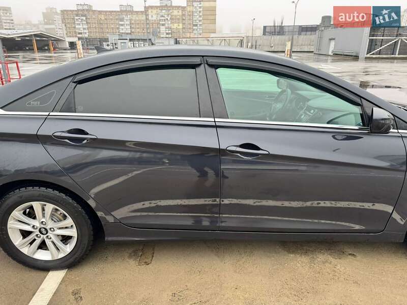 Седан Hyundai Sonata 2013 в Киеве фото 5 Седан Hyundai Sonata 2013 в Киеве