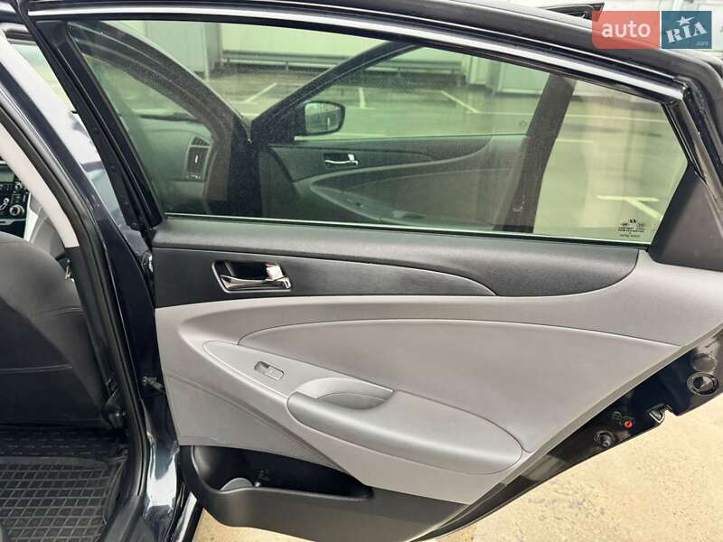 Седан Hyundai Sonata 2013 в Киеве фото 29 Седан Hyundai Sonata 2013 в Киеве
