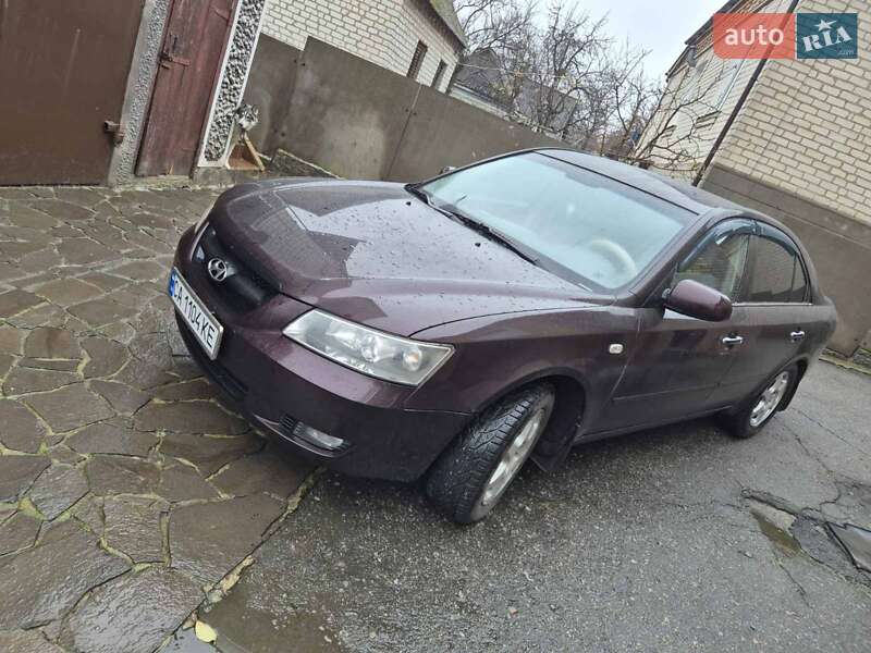 Седан Hyundai Sonata 2006 в Умані