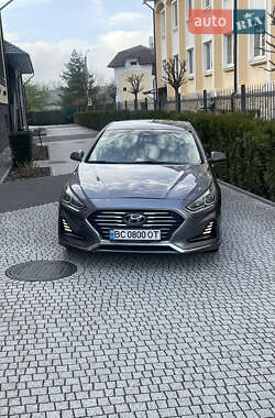 Седан Hyundai Sonata 2018 в Львове