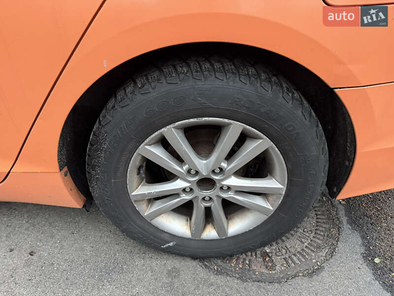 Седан Hyundai Sonata 2016 в Киеве