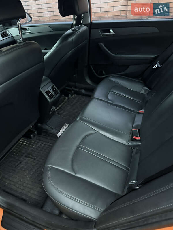 Седан Hyundai Sonata 2016 в Киеве